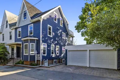 25 Cranston St #2