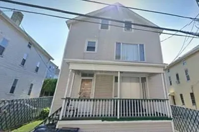 219 William St #1 1
