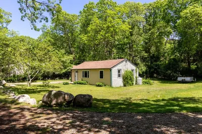 8 Pond View Cir 1