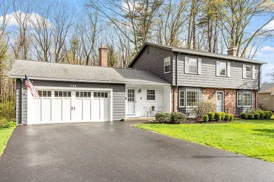 138 Meadow Wood Drive
