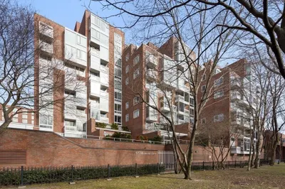 975 Memorial Drive #204 1