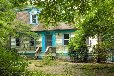 230 Lincoln Street 1