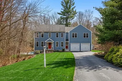 9 Great Acres Dr 1