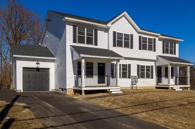163 Elm St #163 1