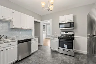 36 Bellevue St #2