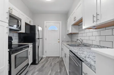 16 Windsor Rd #1 1