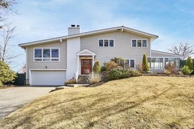 60 Gale Road 1