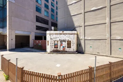 88 North Washington St 1