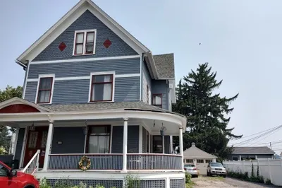 15 Millbrook St #1 1