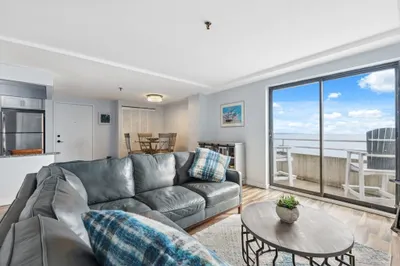 382 Ocean Ave #704