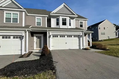 8 Evergreen Dr #8 1