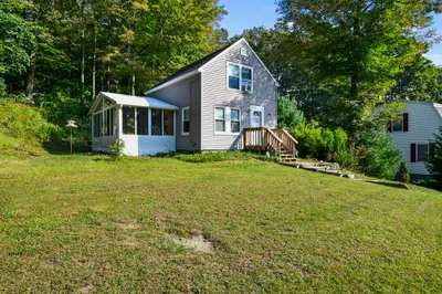 23 Center Rd 1