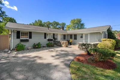 60 Eaton Rd 1