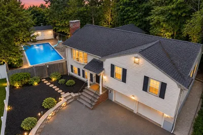 10 Richardson Cir 1