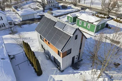 2 Juniper St 1
