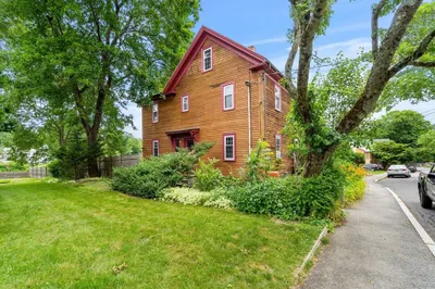 36 Summer St #2