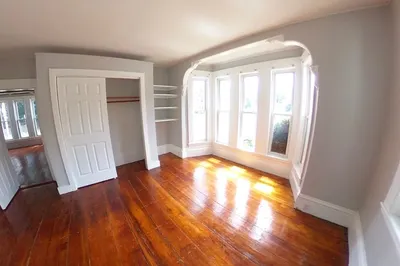 172 Centre Ave #1 1