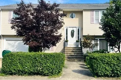 125 Ratcliffe St