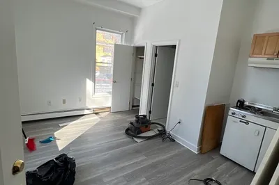 273 Newport Ave #4
