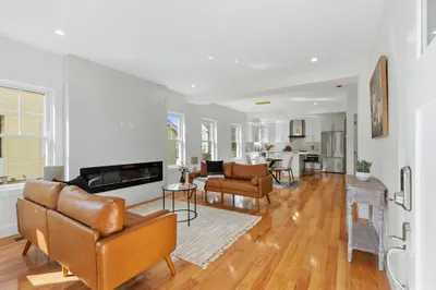 9 Harriet Ave #1 1