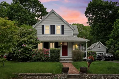 18 Ames Street
