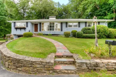 24 Monadnock Drive 1