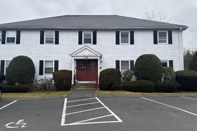 10 Gatehouse Rd #211 1