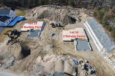 4 Norway Farms Dr 1