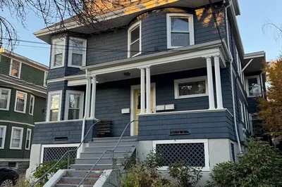 24 Hall Ave #2