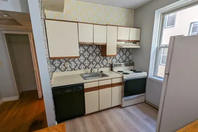 1415 Commonwealth Ave #302