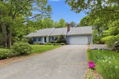 91 Long Hill Road 1