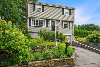 20 Bernard Rd