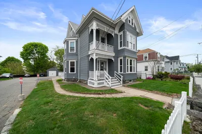 53 Newbury Ave #1 1