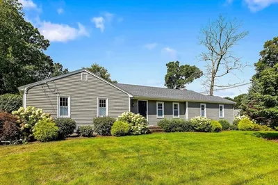 5 Edgewood Dr 1