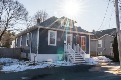 8 Adams Street 1