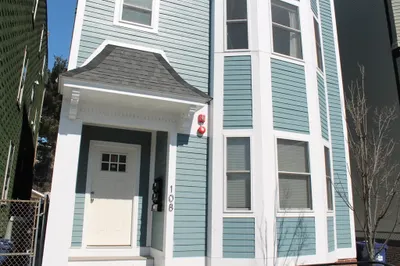 108 Marine Rd #1 1
