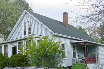 40 Carlin St