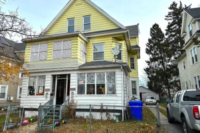 189 Westford Ave