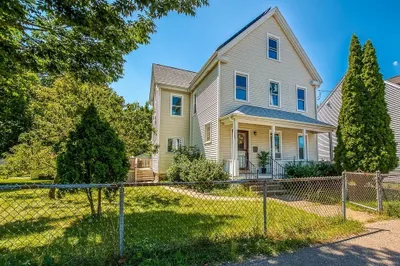 99 Cedar St