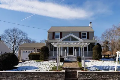 48 Bradley Rd 1