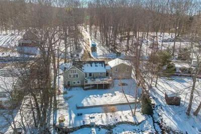 20 Laurel Ln 1