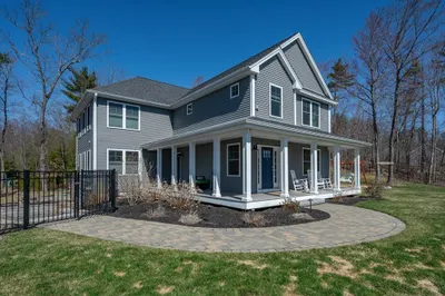 7 Keyes Hill Rd
