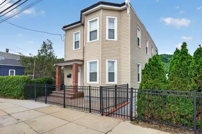 41 Boardman St #2 1