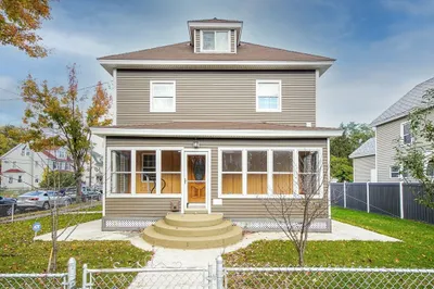 76 Ashley St 1