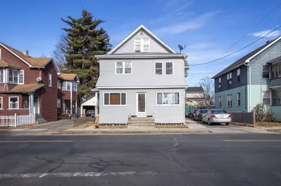 457-459 Newbury St 1