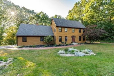 21 Sterrett Dr 1