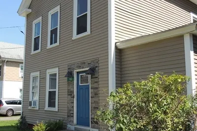 90 Quaboag St 1