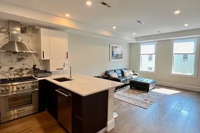 270 Paris Street #1