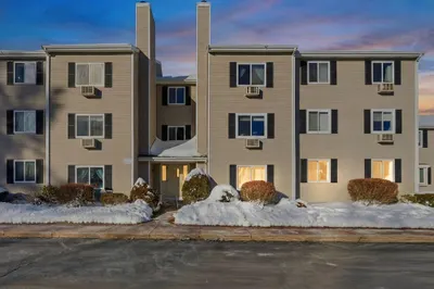 4 Erick Rd #90