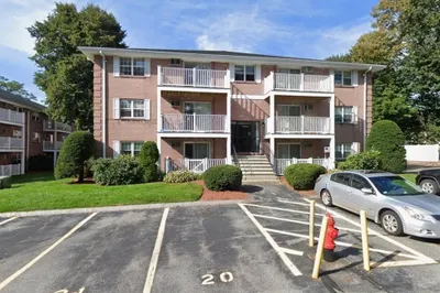 3 Kenmar Dr #3